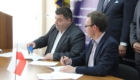 signing-contracts-1