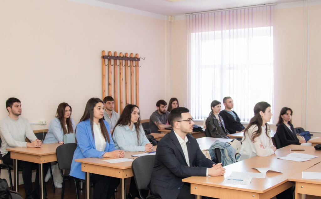 img-9.9-din-18.05.2026